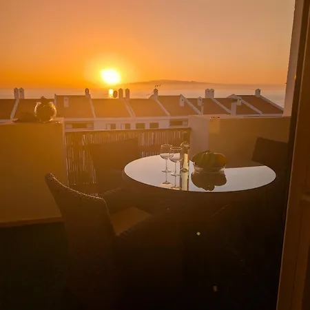 Wake Up To The Ocean Serene Seafront 1 Br Apartamento *