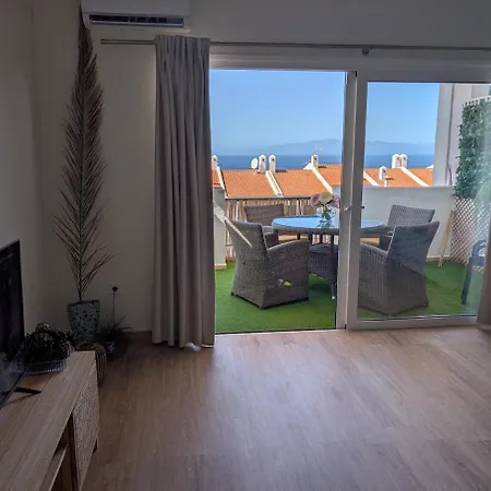 Wake Up To The Ocean Serene Seafront 1 Br Apartamento